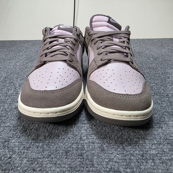 Nike Dunk Low Retro SE Platinum Violet Cave Stone Men\'s Size 10 FQ8249‎ 001